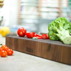 Boos Blocks Hackblock Stirnholz Classic, Walnuss 38x38x7,5 Cm -Petromax Verkaufsgeschäft bb hackblock walnuss 38x38x7 5cm wal ccb151503 dc010a2ba4194dbbf19b843eddf0e488