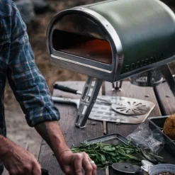 Gozney Pizzaofen Roccbox Olivgrün -Petromax Verkaufsgeschäft gozney pizzaofen roccbox olivgruen c3ccc9fd5ae3378786a31168bd5a98ae