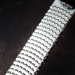 Microplane Premium Reibe / Zester, Schwarz -Petromax Verkaufsgeschäft microplane premium reibe zester schwarz 7b88feaeaac92155ac5835408e5cdbe6